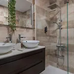 Seaside Flat In By Lovelystay Apartamento *