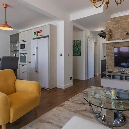 Apartman Seaside Flat In By Lovelystay Costa de Caparica