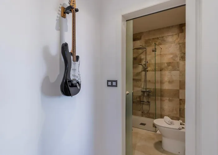 Διαμέρισμα Seaside Flat In By Lovelystay