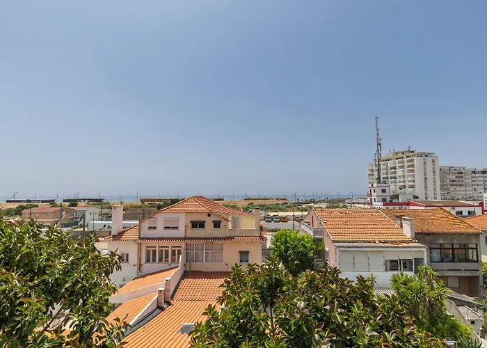 Seaside Flat In By Lovelystay Διαμέρισμα